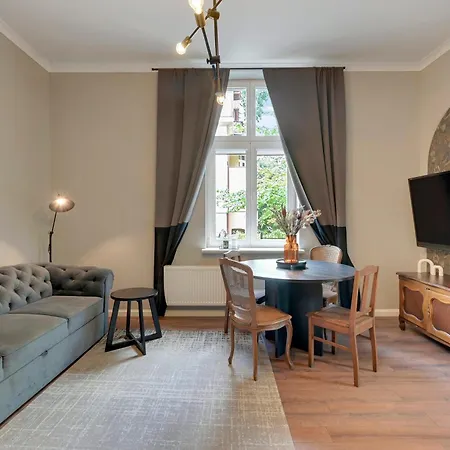 Sopot Chopina Seaside, Cozy & Chic By Downtown Apartments Апартаменти Сопот